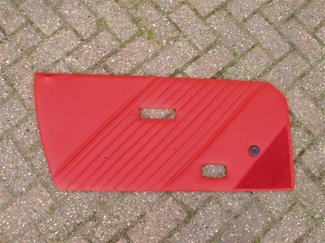 Picture of set door panels 1500, leather, red